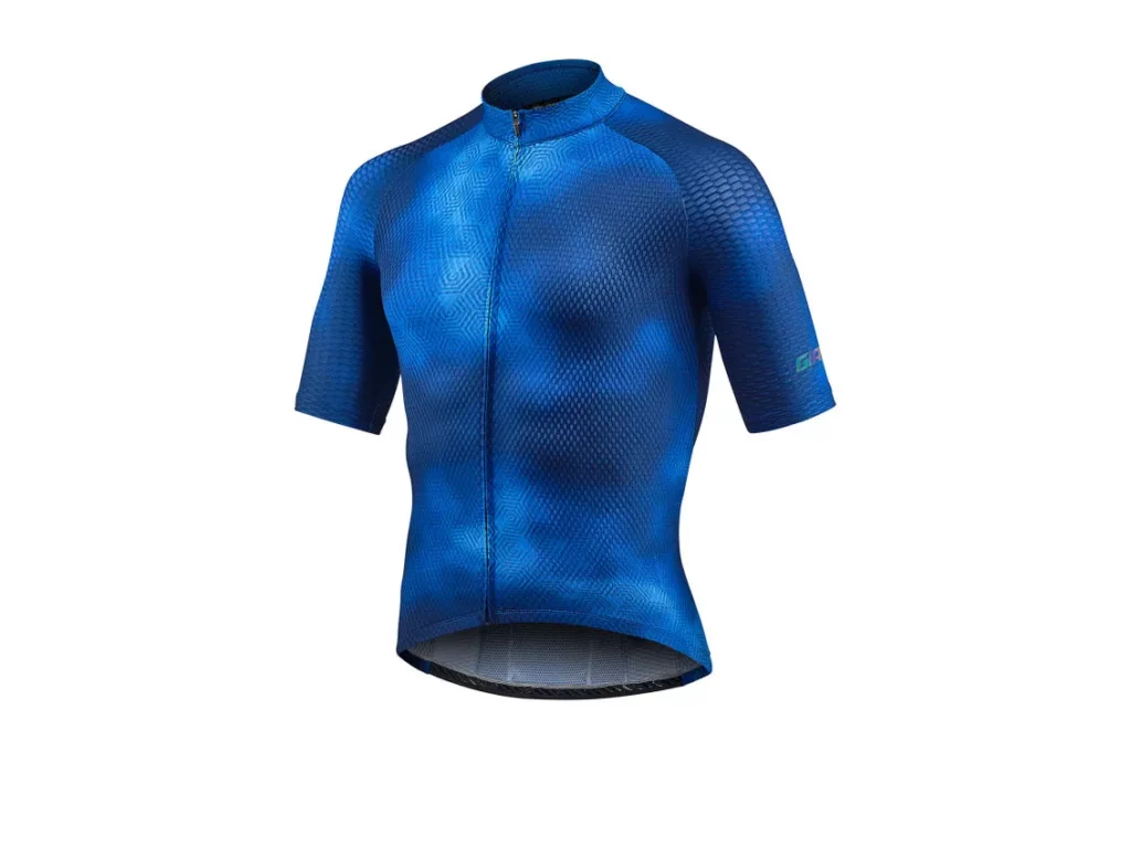 Experience the pinnacle of style and performance with the elevate limited edition short sleeve jersey in blue cloud.
